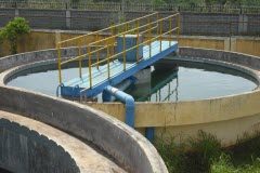 Bể chứa bùn nước thải nhà máy kim khí, điện máy
